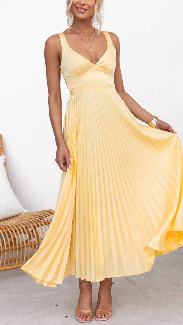 Aby - Maxi-robe jaune plissée décolletée en V